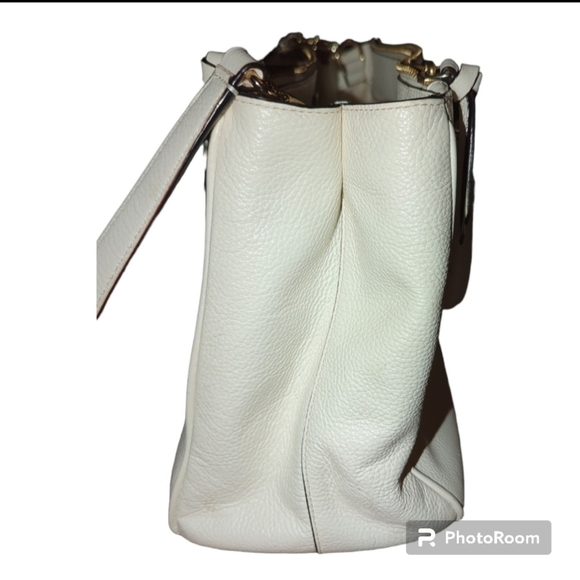 Elegant Shoulder Kate Spade Bag - Picture 3 of 15